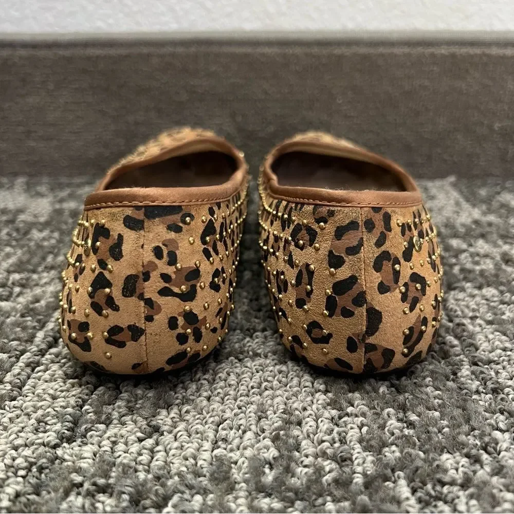 UGG Animal Leopard Print Flats Sheepskin Lined Studded Slip On Shoes Size 5‎